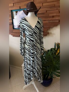 Leith Mint and Black Zebra Print Maxi Dress